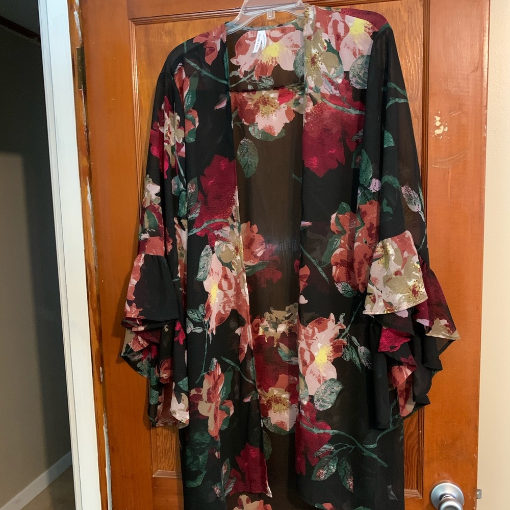 Live 4 Truth Kimono